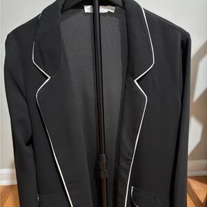 Lush Elegant Black Shirt